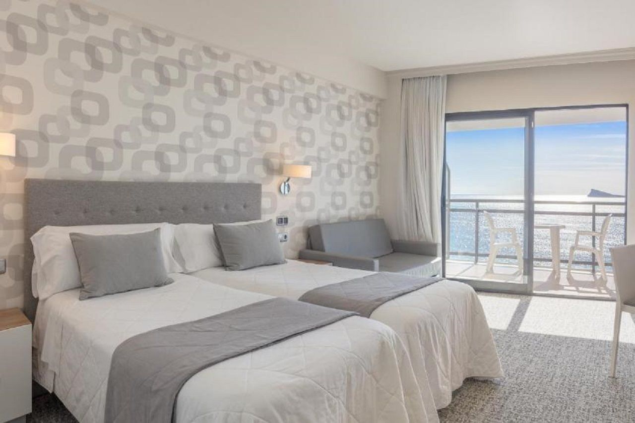 Hotel Rh Corona Del Mar 4* Sup بينايدورم المظهر الخارجي الصورة